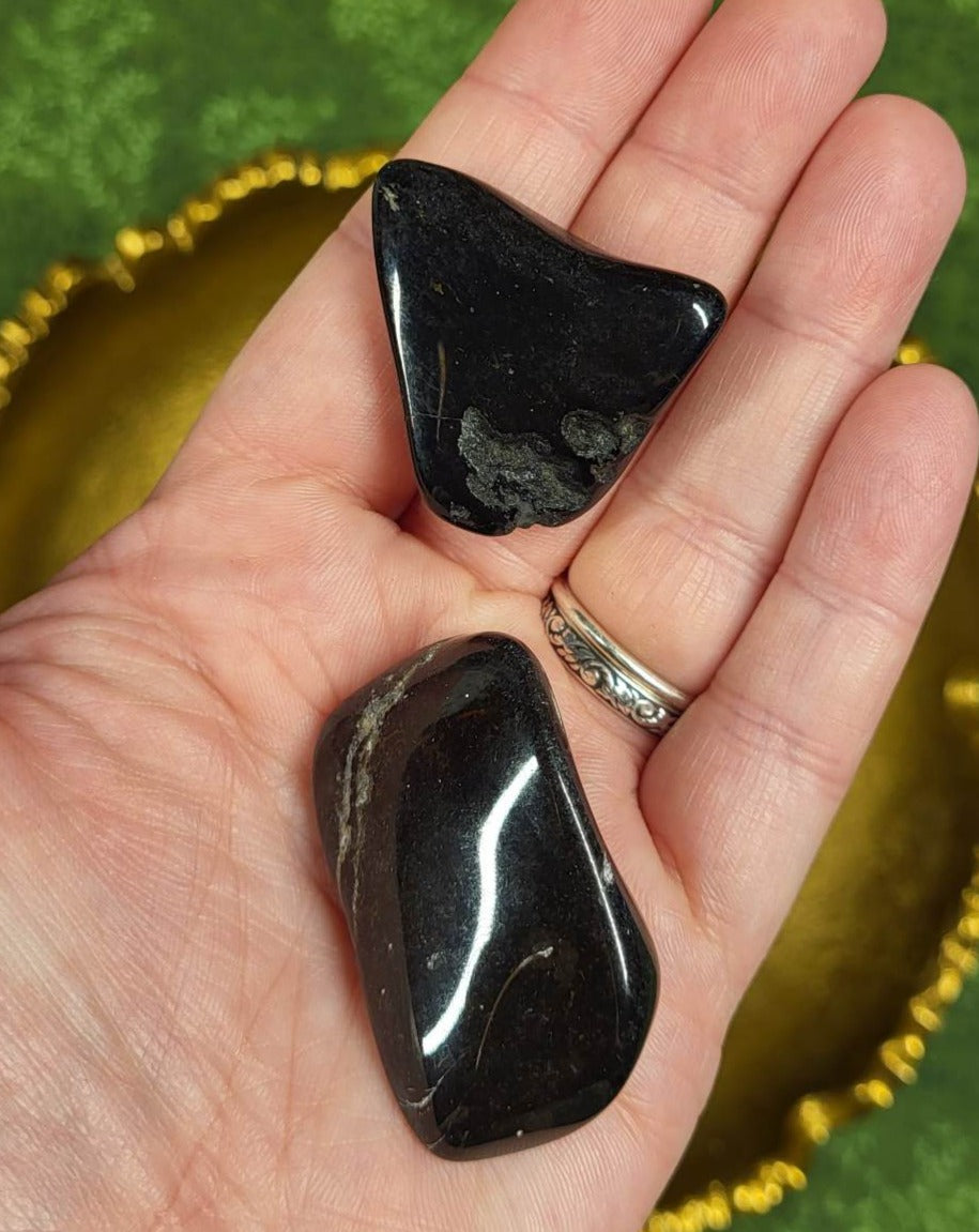 Black Agate Tumbles